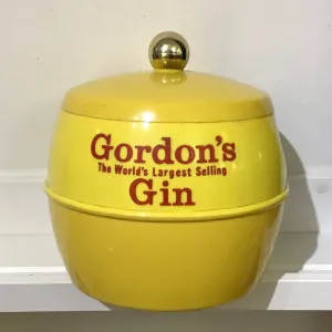 Gordon’s Gin Serving Pieces