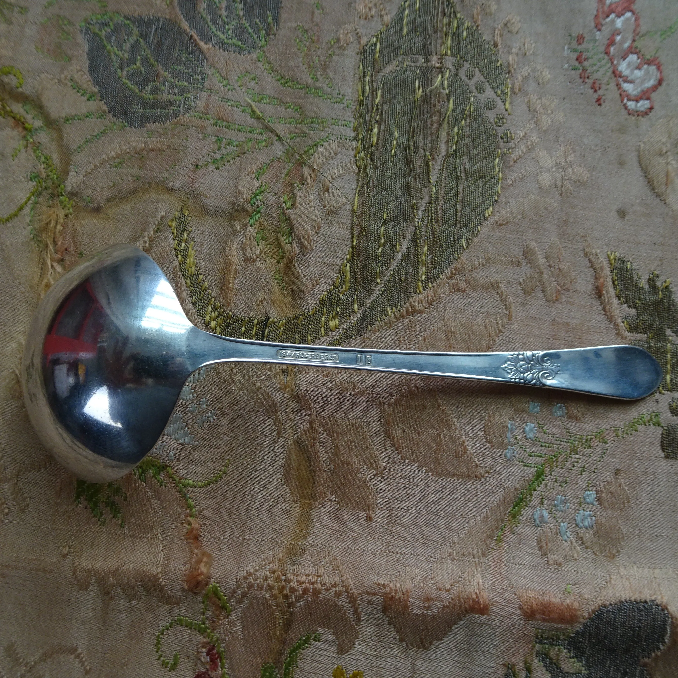 LOVELY Vintage International Silver Serving Ladle, Adoration, 1847 Rogers Bros, Elegant Silver Sauce Ladle, Vintage Flatware, Silver Tableware