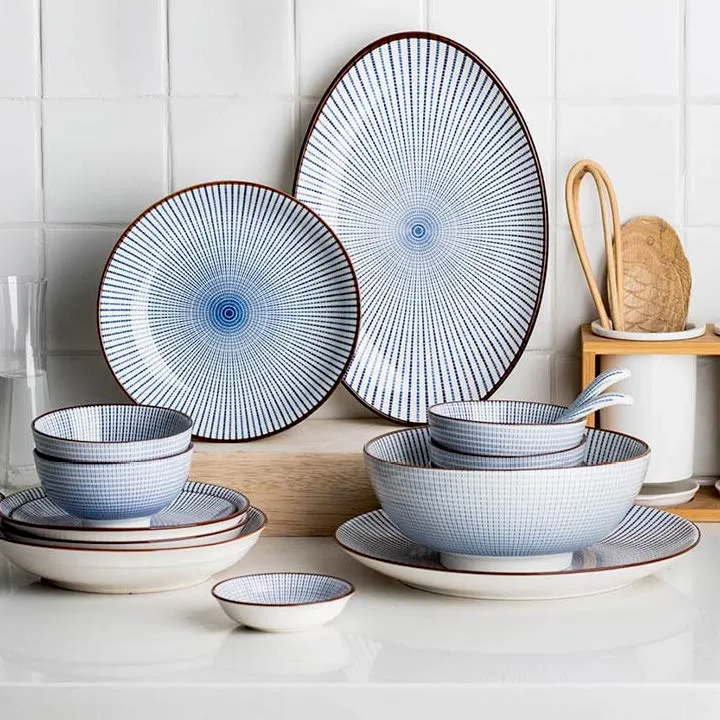 Modern Oriental Dinnerware Set in Starburst Pattern