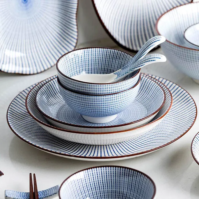 Modern Oriental Dinnerware Set in Starburst Pattern